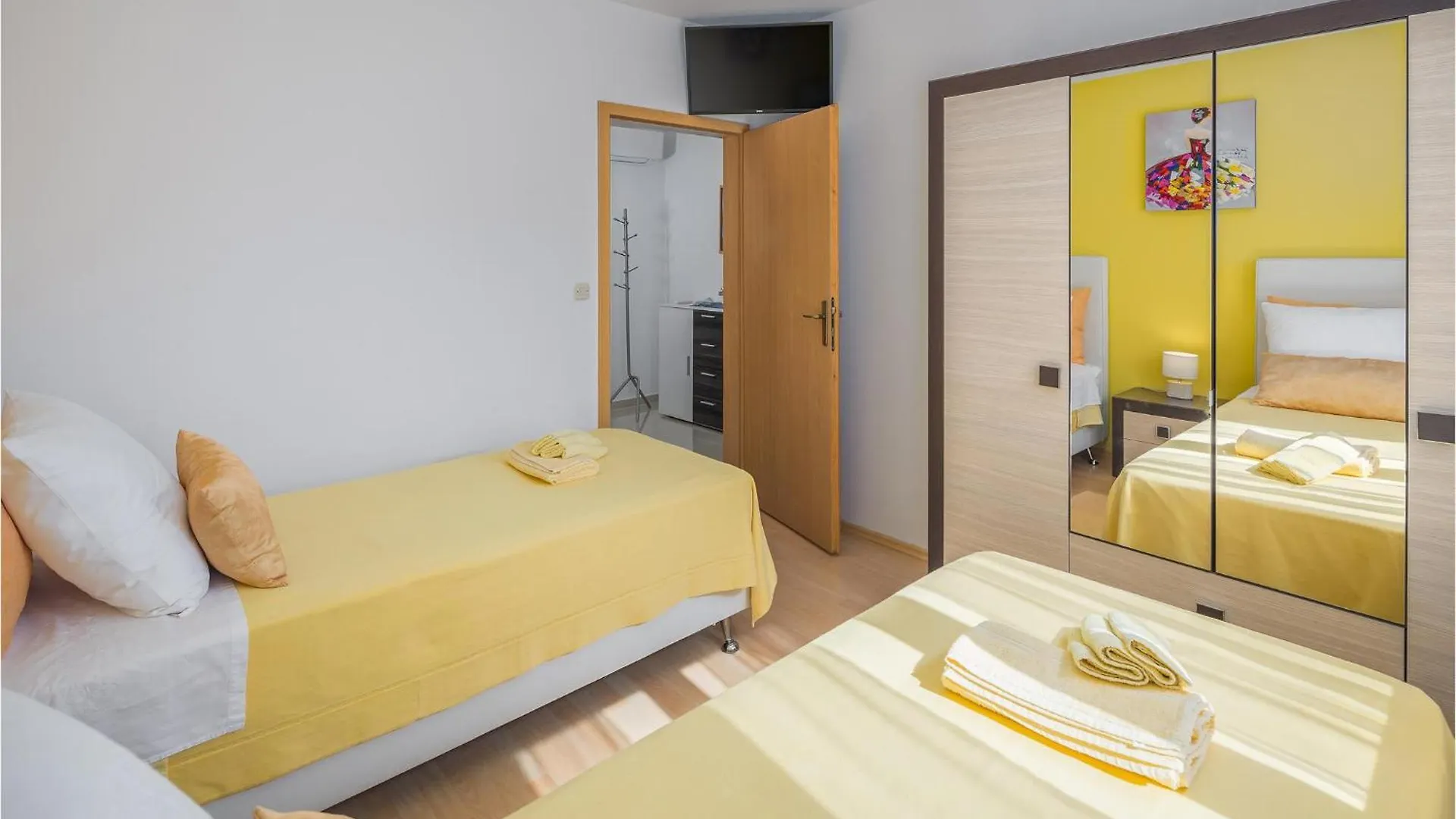 3 Bedroom Gorgeous Home In Labin Labin