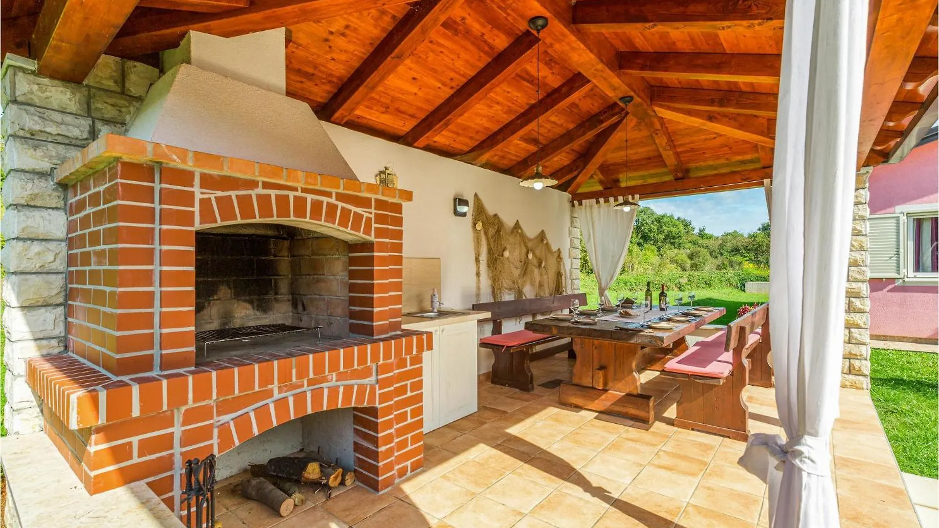 3 Bedroom Gorgeous Home In Labin Labin